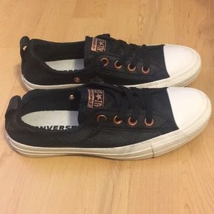 Converse All Star Low Top Women’s 8 Black Leather
